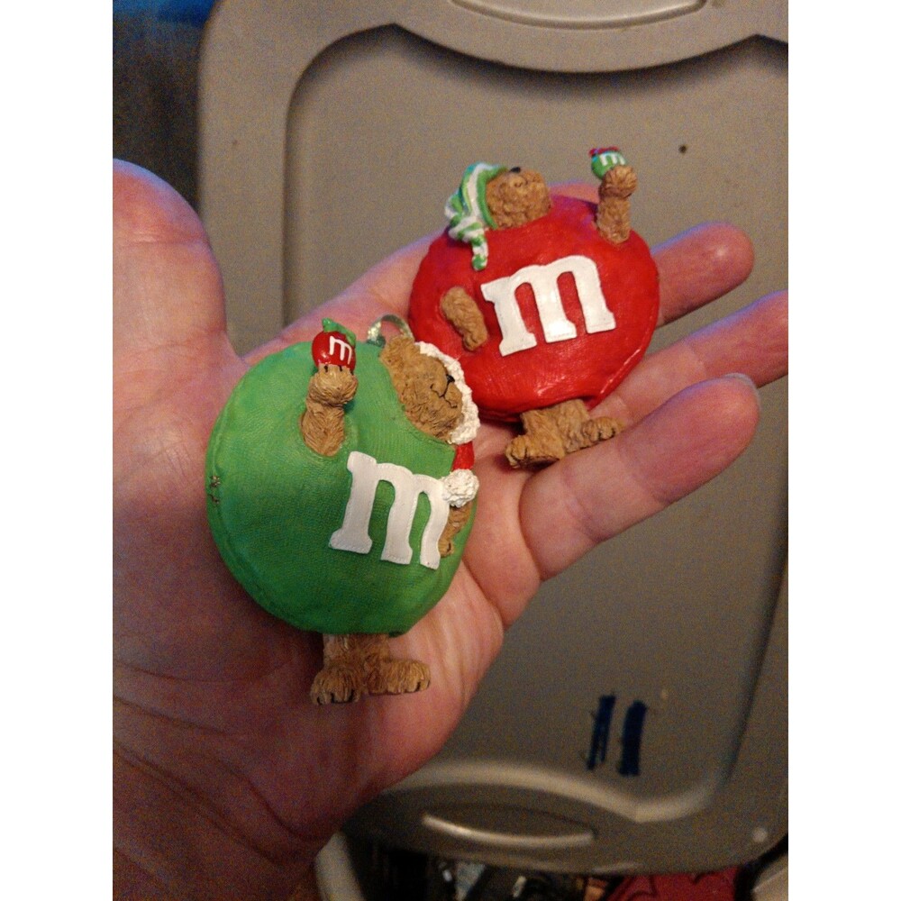 Boyds Bear Green and Red M&M Peeker Resin Figurines
